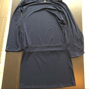 Form-fitting Flare Sleeve Dress